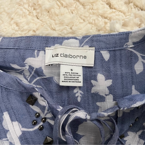 Liz Claiborne Top - Picture 3 of 3